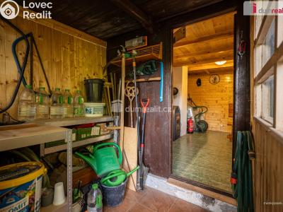 Sale hut Zlončice č. 10