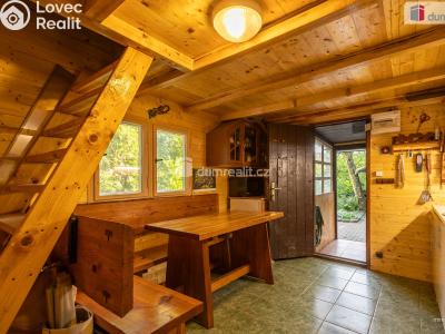 Sale hut Zlončice č. 9