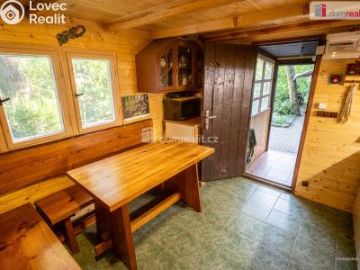 Sale hut Zlončice č. 14