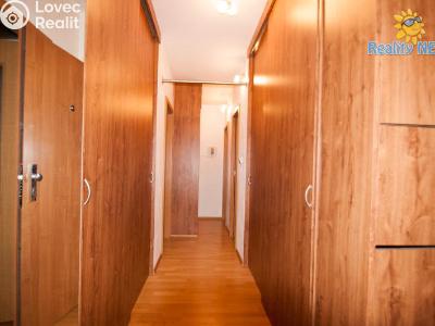 Rent apartment 3+KK Praha, Na strži č. 10