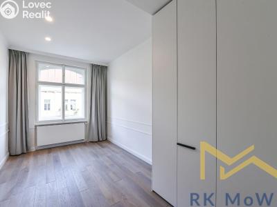 Rent apartment 2+KK Praha, náměstí Jiřího z Poděbrad č. 11