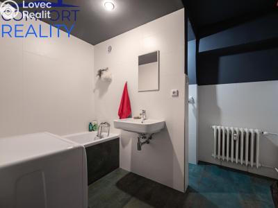 Продаж квартири 2+KK Ostrava, Nádražní č. 10