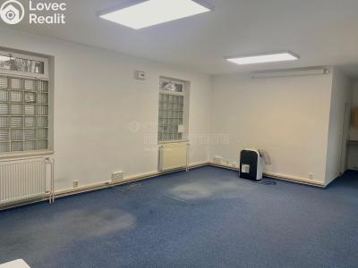 Rent office space Brno, Hlavní č. 6