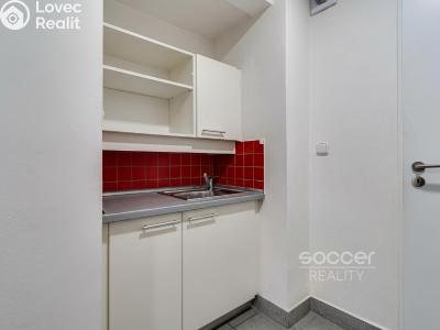 Rent commercial space Praha, Jugoslávských partyzánů č. 13