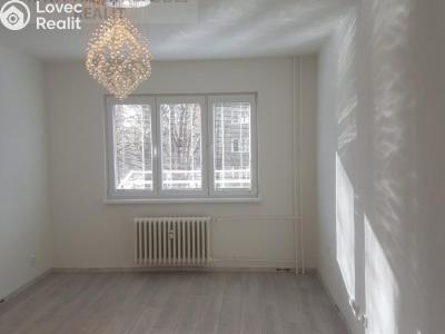Продаж квартири 2+1 Havířov, Gogolova č. 15