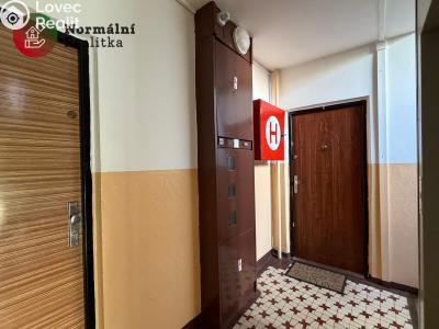 Prodej bytu 4+1 Chomutov, Písečná 5027 č. 37