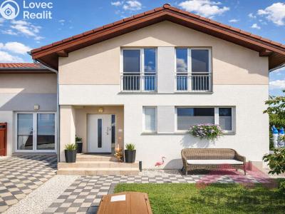 Продаж сімейного будинку Praha, Lutínská č. 7