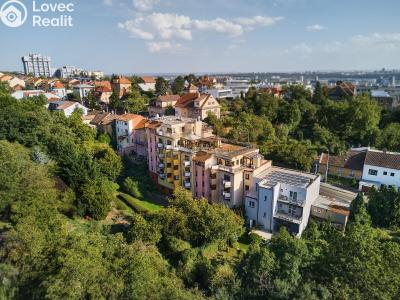 Продаж квартири 3+KK Praha, Trojská č. 30