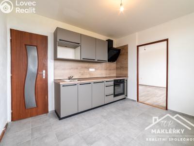 Prodej bytu 3+1 Zásmuky, Družstevní č. 15