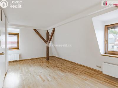 Продажа квартиры 3+KK Karlovy Vary, Svahová č. 24