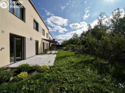 Продаж сімейного будинку Praha, Kváskovická č. 11