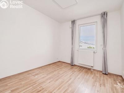 Продаж сімейного будинку Praha, Kváskovická č. 18