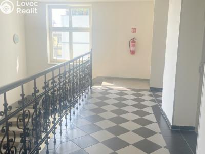 Pronájem bytu 2+KK Praha, Lublaňská č. 9