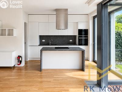 Rent family house Praha, V Šáreckém údolí č. 7