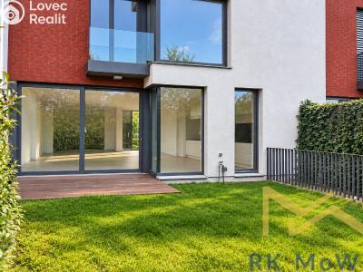 Rent family house Praha, V Šáreckém údolí č. 8