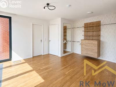 Rent family house Praha, V Šáreckém údolí č. 9