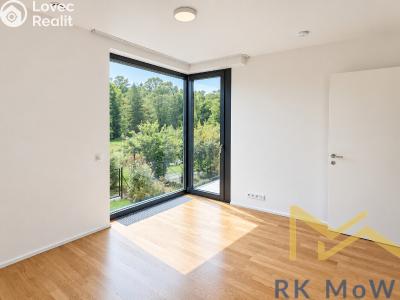 Rent family house Praha, V Šáreckém údolí č. 11