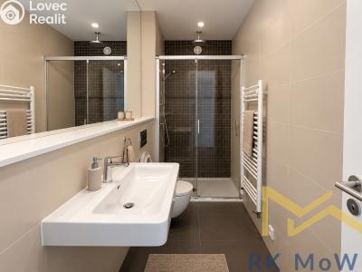 Rent family house Praha, V Šáreckém údolí č. 12