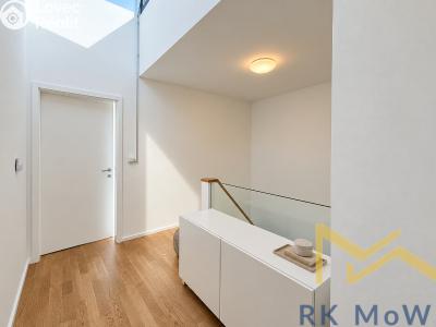 Rent family house Praha, V Šáreckém údolí č. 15