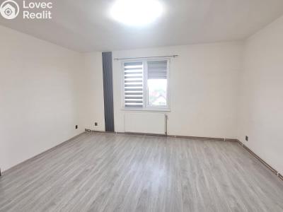 Pronájem bytu 2+1 Osek, Smetanova 666 č. 4