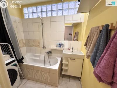Оренда квартири 2+KK Praha 14, Mochovská č. 9