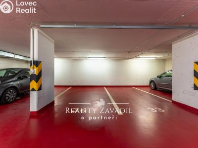 Sale parking place Praha, Pelušková č. 2