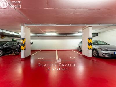 Sale parking place Praha, Pelušková č. 4