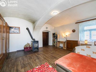 Sale family house Kožlany č. 12