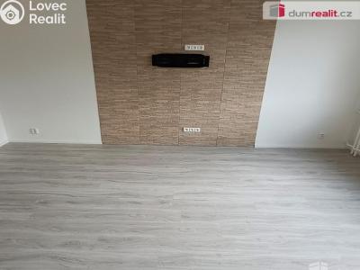 Pronájem bytu 2+1 Benešov nad Ploučnicí, Sídliště č. 12