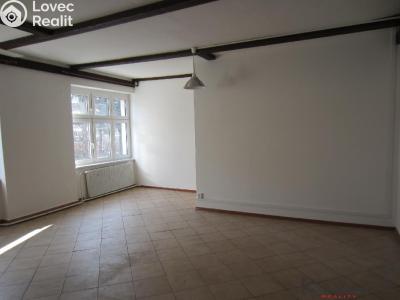 Pronájem bytu 1+KK Zlín, Štefánikova č. 5