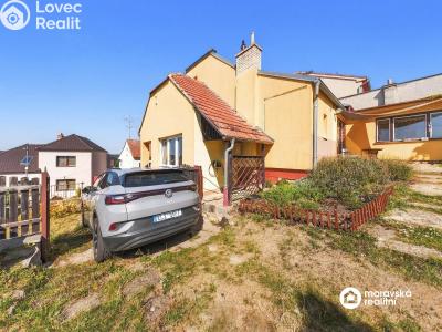 Sale family house Zakřany č. 21