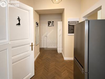 Продаж квартири 4+KK Praha, Korunní č. 7