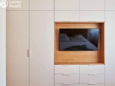 Оренда квартири 4+KK Praha, Pod strašnickou vinicí č. 7