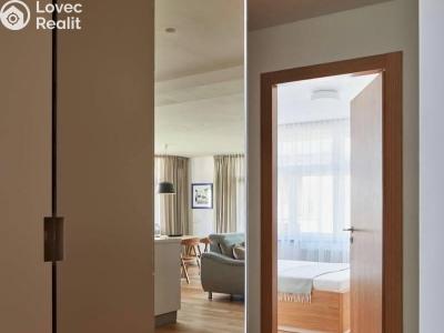 Оренда квартири 4+KK Praha, Pod strašnickou vinicí č. 13