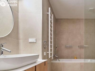 Оренда квартири 4+KK Praha, Pod strašnickou vinicí č. 16