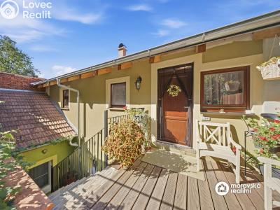 Sale multi-gen house Dolní Kounice, Skalní č. 25