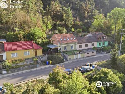 Sale multi-gen house Dolní Kounice, Skalní č. 31