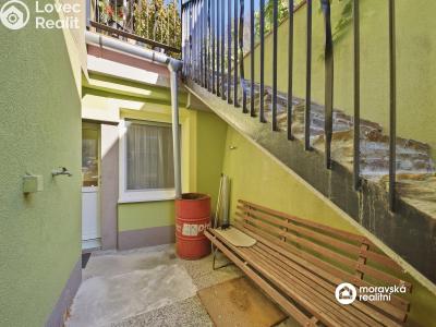 Sale multi-gen house Dolní Kounice, Skalní č. 39