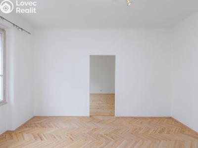 Продаж квартири 3+1 Praha, Vršovická č. 7