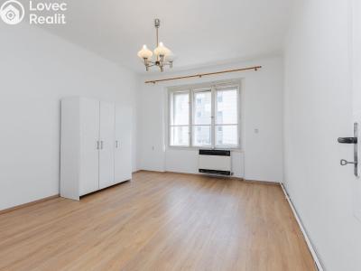 Продаж квартири 3+1 Praha, Vršovická č. 12