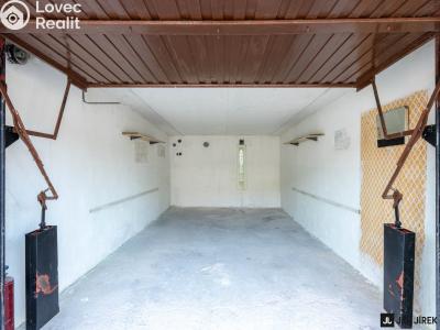 Продажа гаража Hradec Králové, Vážní 9 č. 2