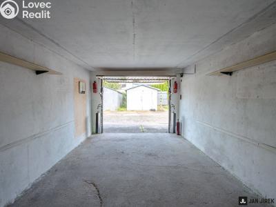 Продажа гаража Hradec Králové, Vážní 9 č. 4