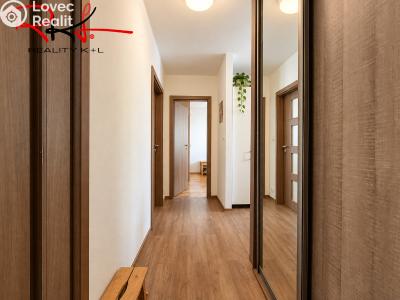 Prodej bytu 3+1 Praha, V soudním č. 8