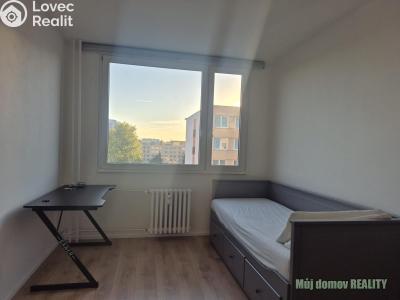 Pronájem bytu 1+KK Praha, Čenětická č. 39