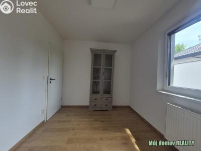 Оренда сімейного будинку Praha, Smidarská 605 č. 6