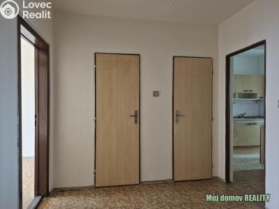 Pronájem bytu 3+1 Praha, Na chobotě č. 6
