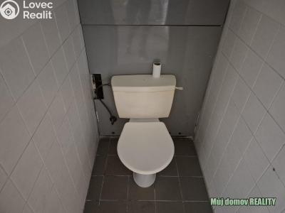 Pronájem bytu 3+1 Praha, Na chobotě č. 8