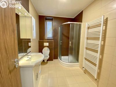 Продажа многоквартирного дома Hodonín, Nádražní řádek č. 5