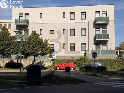 Продажа многоквартирного дома Hodonín, Nádražní řádek č. 8