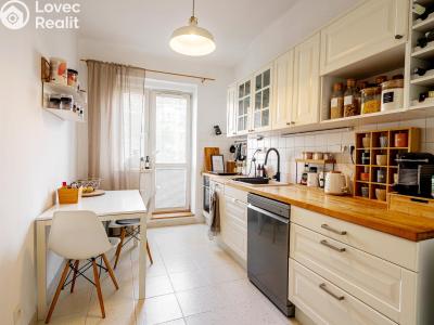 Prodej bytu 2+1 Praha, Hartigova č. 10